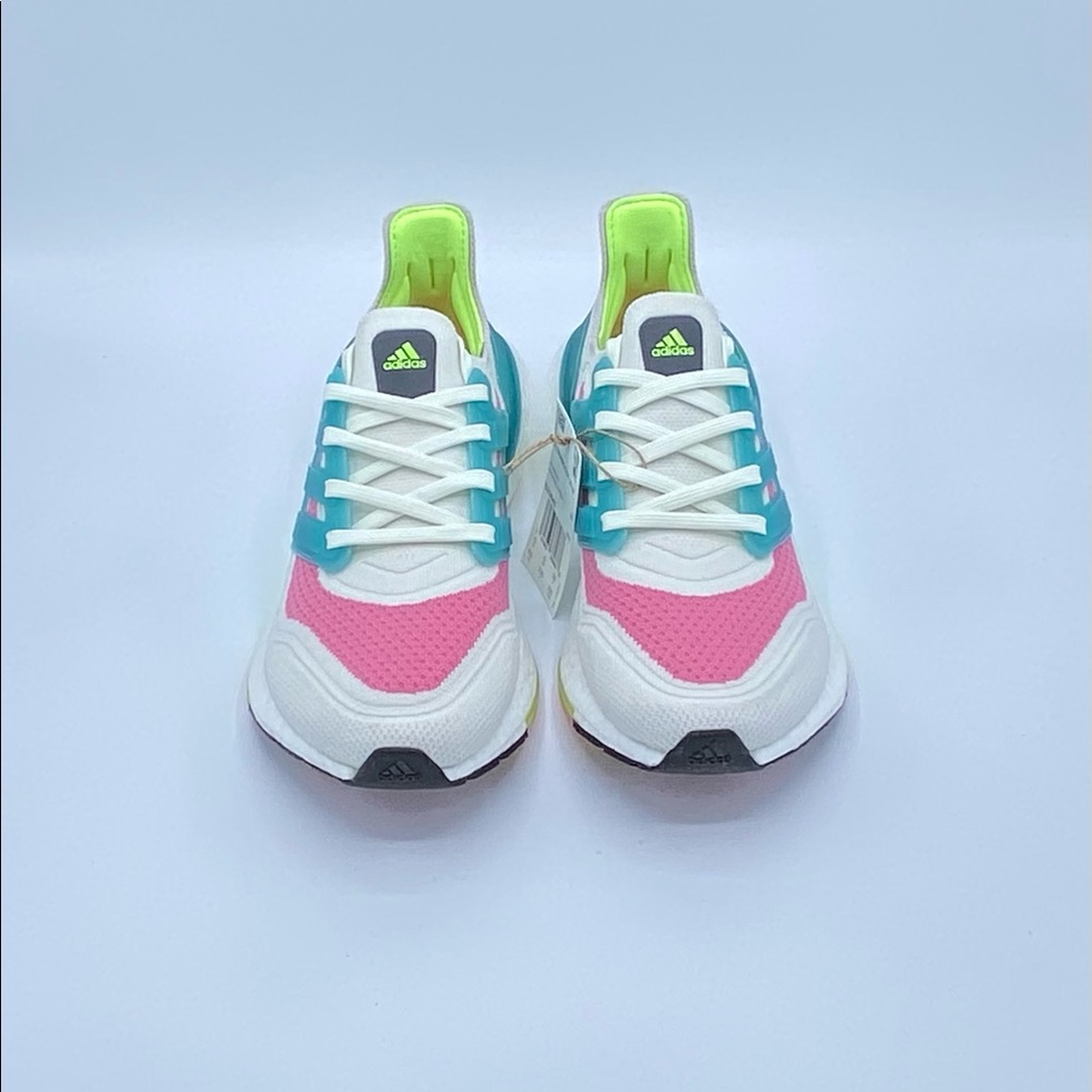 NEW! adidas Ultraboost 21 Women's Shoes - Picture 4 of 7